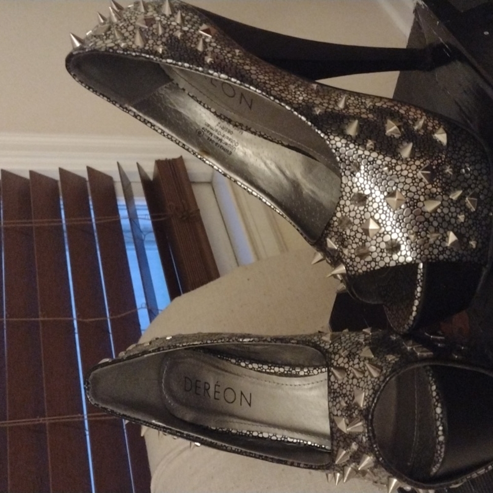 Silver spiked Dereon heel